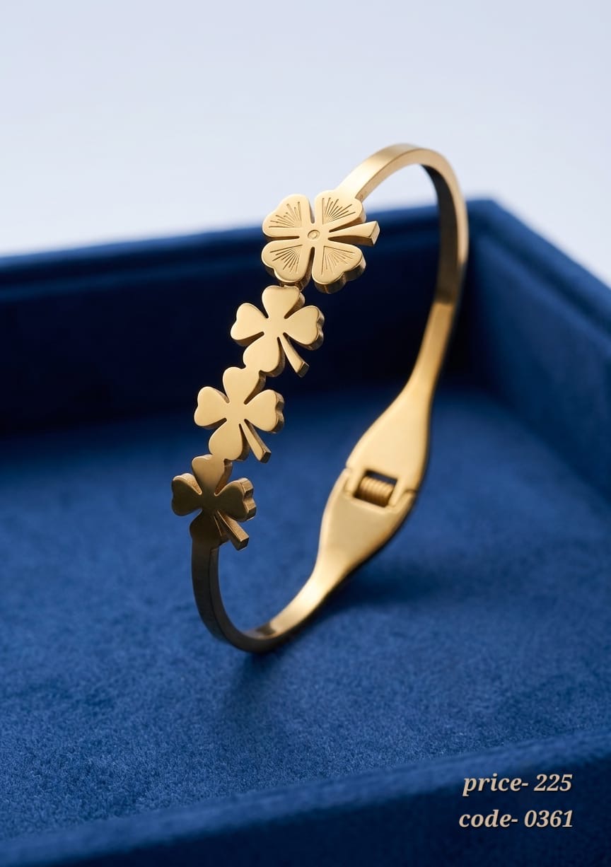 Stainless steel easy clip bangle.